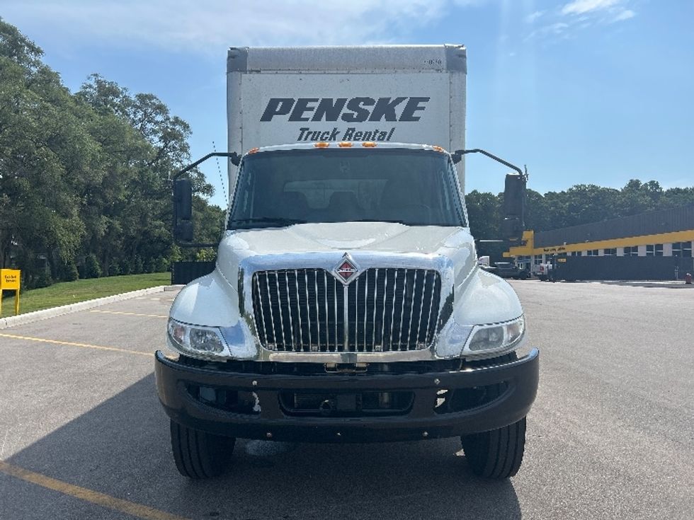Medium Duty Box Truck-Light and Medium Duty Trucks-International-2021-MV607-Traverse City-MI-228,551\n\t\tmiles-$ 44,000 - Image 2