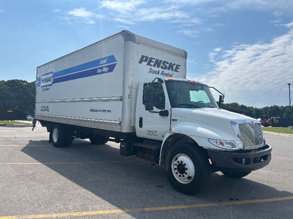 Medium Duty Box Truck-Light and Medium Duty Trucks-International-2021-MV607-Traverse City-MI-228,551\n\t\tmiles-$ 44,000 - Image 1