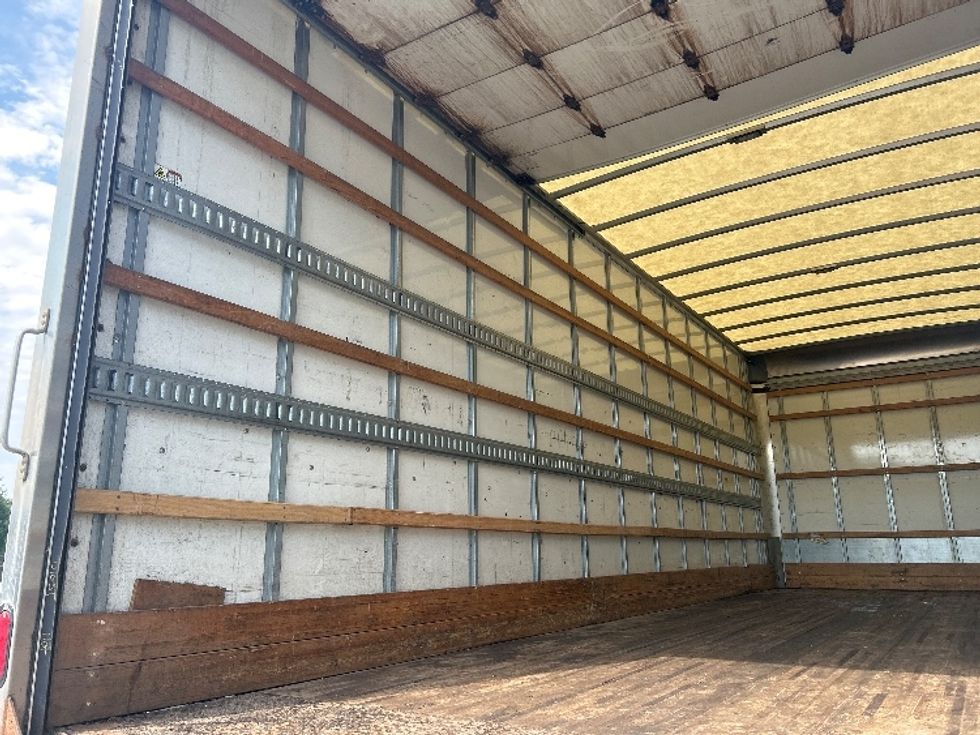 Medium Duty Box Truck-Light and Medium Duty Trucks-International-2021-MV607-Traverse City-MI-228,551\n\t\tmiles-$ 44,000 - Image 10