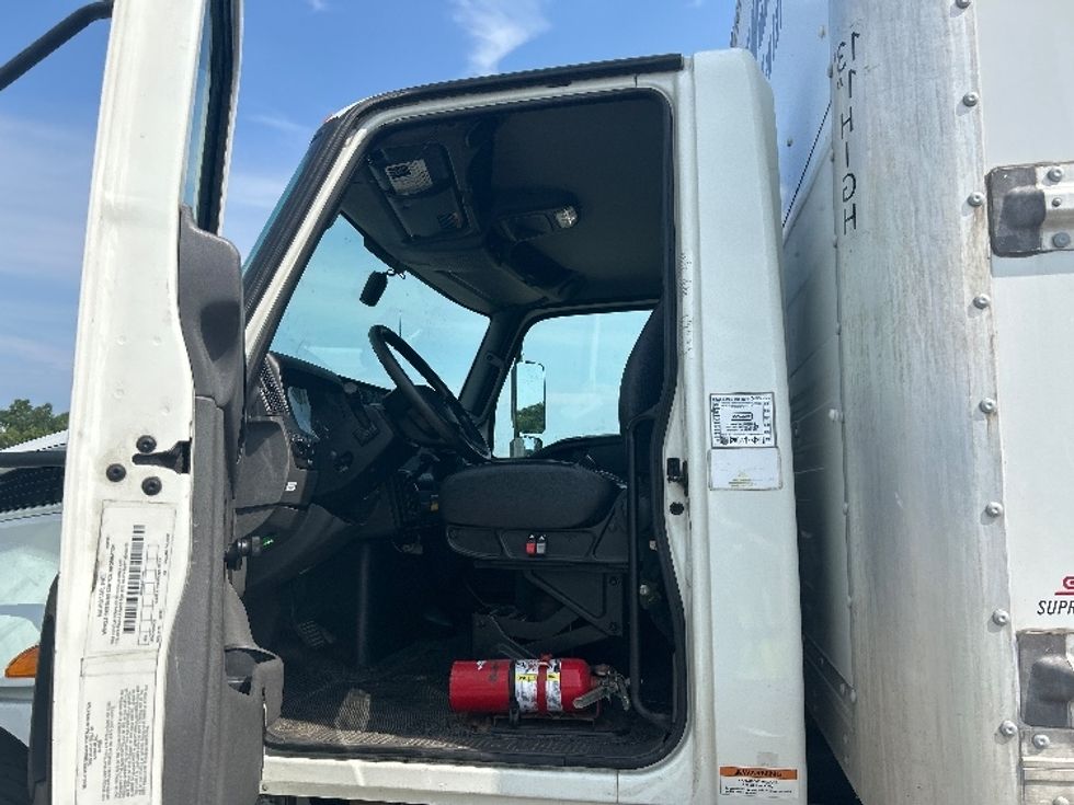 Medium Duty Box Truck-Light and Medium Duty Trucks-International-2021-MV607-Traverse City-MI-228,551\n\t\tmiles-$ 44,000 - Image 15