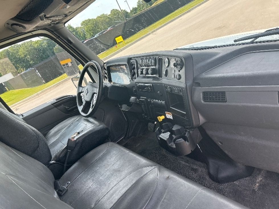 Medium Duty Box Truck-Light and Medium Duty Trucks-International-2021-MV607-Traverse City-MI-228,551\n\t\tmiles-$ 44,000 - Image 20