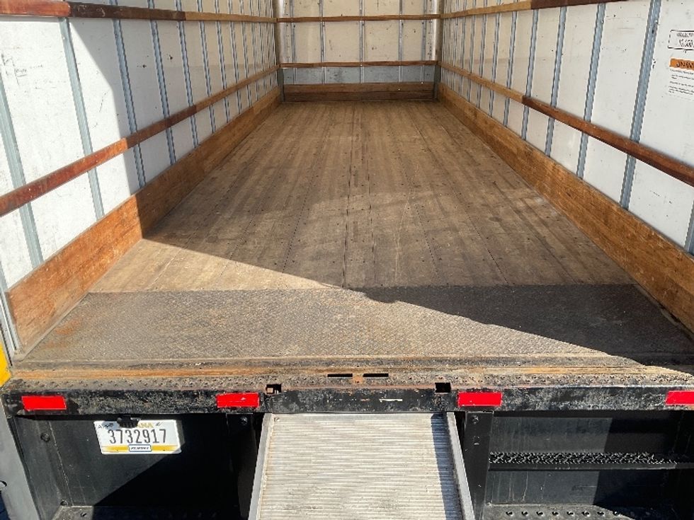 Medium Duty Box Truck-Light and Medium Duty Trucks-International-2021-MV607-Tucson-AZ-208,120\n\t\tmiles-$ 41,000 - Image 10