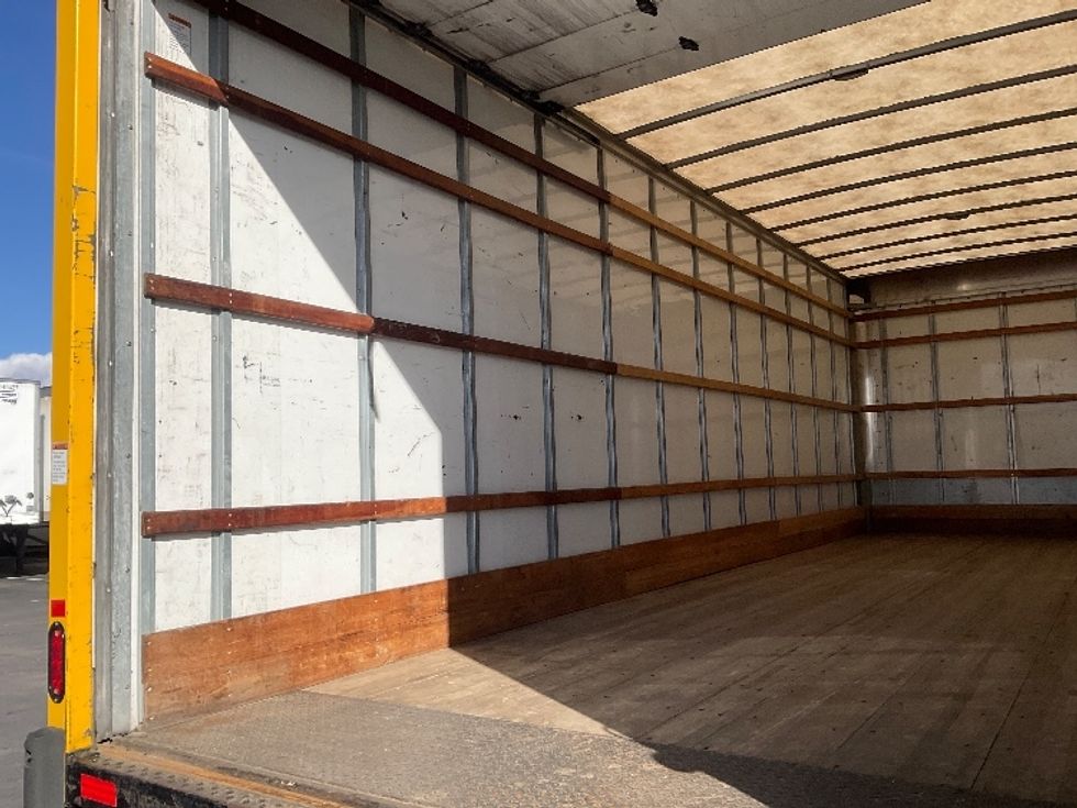 Medium Duty Box Truck-Light and Medium Duty Trucks-International-2021-MV607-Tucson-AZ-208,120\n\t\tmiles-$ 41,000 - Image 11