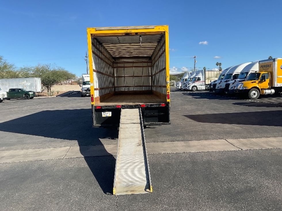 Medium Duty Box Truck-Light and Medium Duty Trucks-International-2021-MV607-Tucson-AZ-208,120\n\t\tmiles-$ 41,000 - Image 9