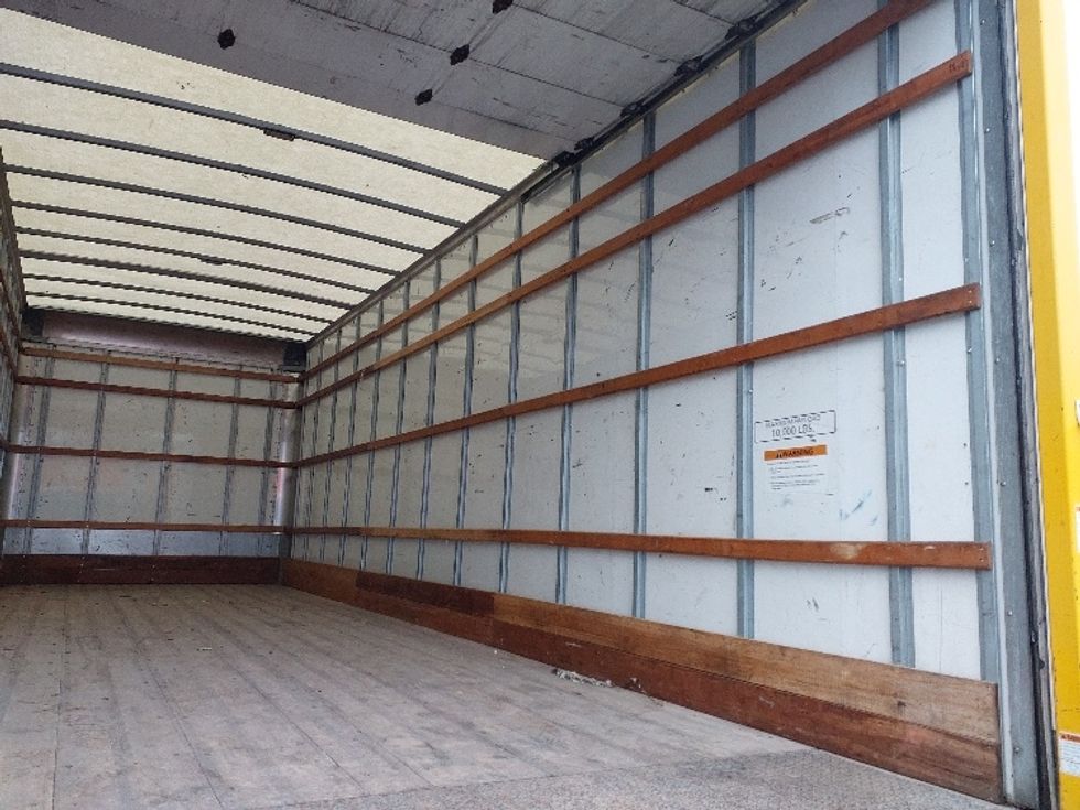 Medium Duty Box Truck-Light and Medium Duty Trucks-International-2021-MV607-Tukwila-WA-173,540\n\t\tmiles-$ 46,500 - Image 12