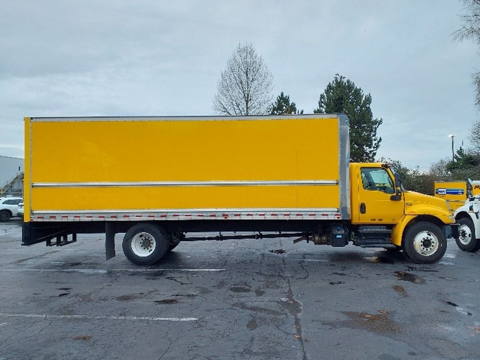 Medium Duty Box Truck-Light and Medium Duty Trucks-International-2021-MV607-Tukwila-WA-173,540\n\t\tmiles-$ 46,500 - Image 15