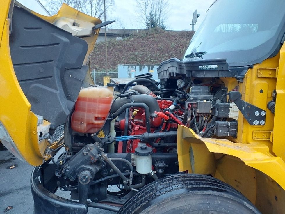 Medium Duty Box Truck-Light and Medium Duty Trucks-International-2021-MV607-Tukwila-WA-173,540\n\t\tmiles-$ 46,500 - Image 23