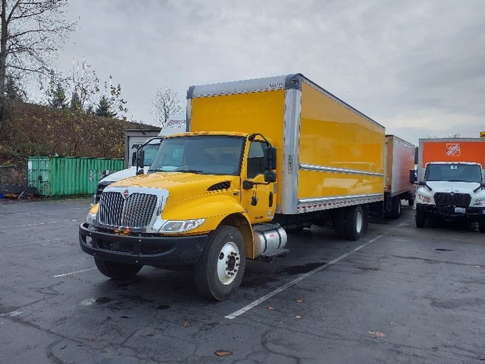 Medium Duty Box Truck-Light and Medium Duty Trucks-International-2021-MV607-Tukwila-WA-173,540\n\t\tmiles-$ 46,500 - Image 3