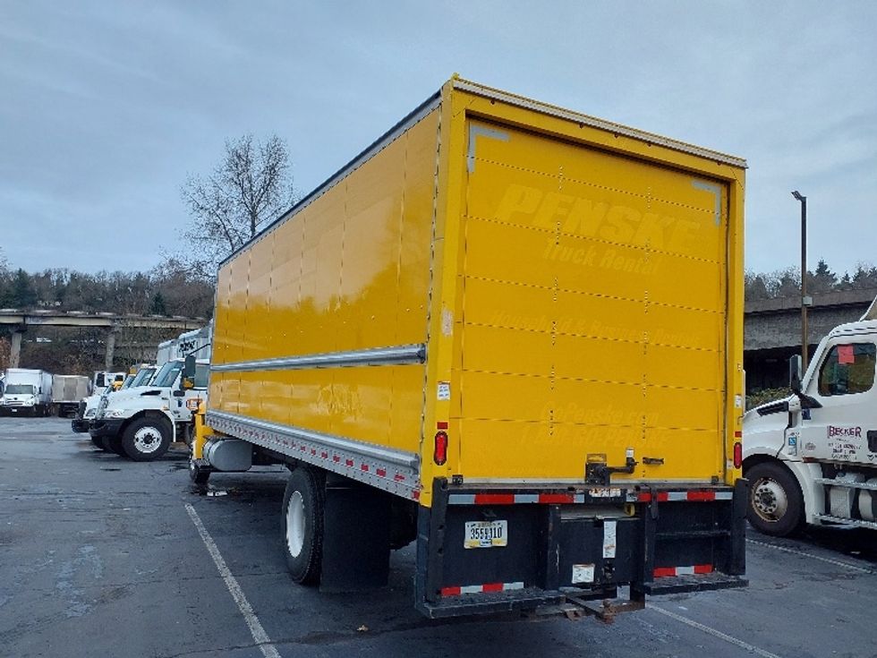 Medium Duty Box Truck-Light and Medium Duty Trucks-International-2021-MV607-Tukwila-WA-173,540\n\t\tmiles-$ 46,500 - Image 6
