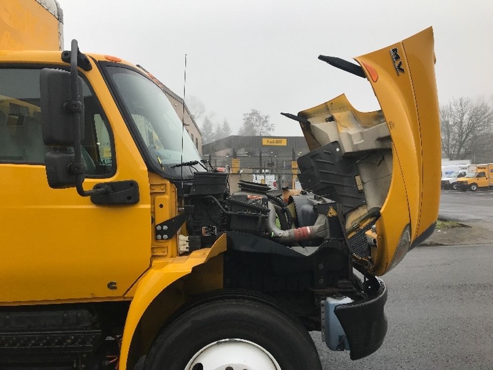 Medium Duty Box Truck-Light and Medium Duty Trucks-International-2021-MV607-Tukwila-WA-177,740\n\t\tmiles-$ 39,250 - Image 23