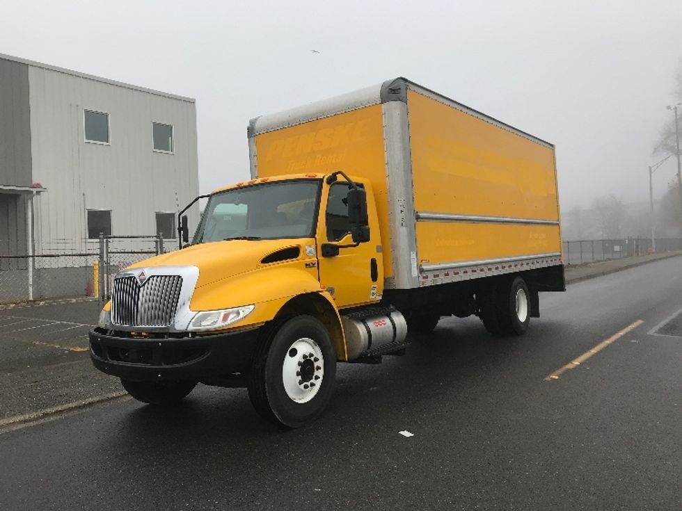 Medium Duty Box Truck-Light and Medium Duty Trucks-International-2021-MV607-Tukwila-WA-177,740\n\t\tmiles-$ 39,250 - Image 3