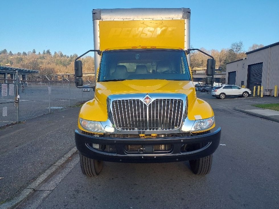 Medium Duty Box Truck-Light and Medium Duty Trucks-International-2021-MV607-Tukwila-WA-211,642\n\t\tmiles-$ 40,500 - Image 2