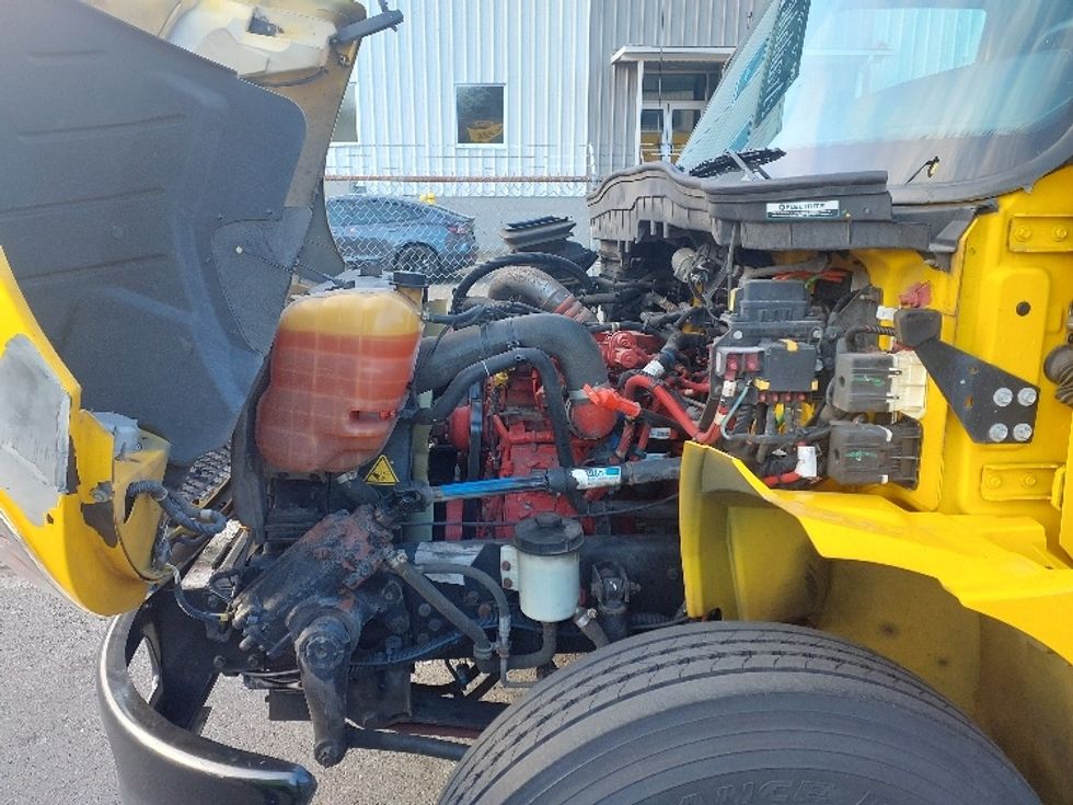 Medium Duty Box Truck-Light and Medium Duty Trucks-International-2021-MV607-Tukwila-WA-211,642\n\t\tmiles-$ 40,500 - Image 24