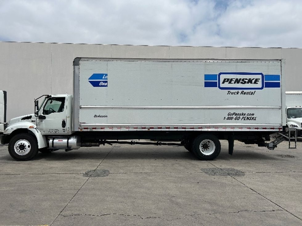 Medium Duty Box Truck-Light and Medium Duty Trucks-International-2021-MV607-Vernon-CA-116,590\n\t\tmiles-$ 68,250 - Image 4