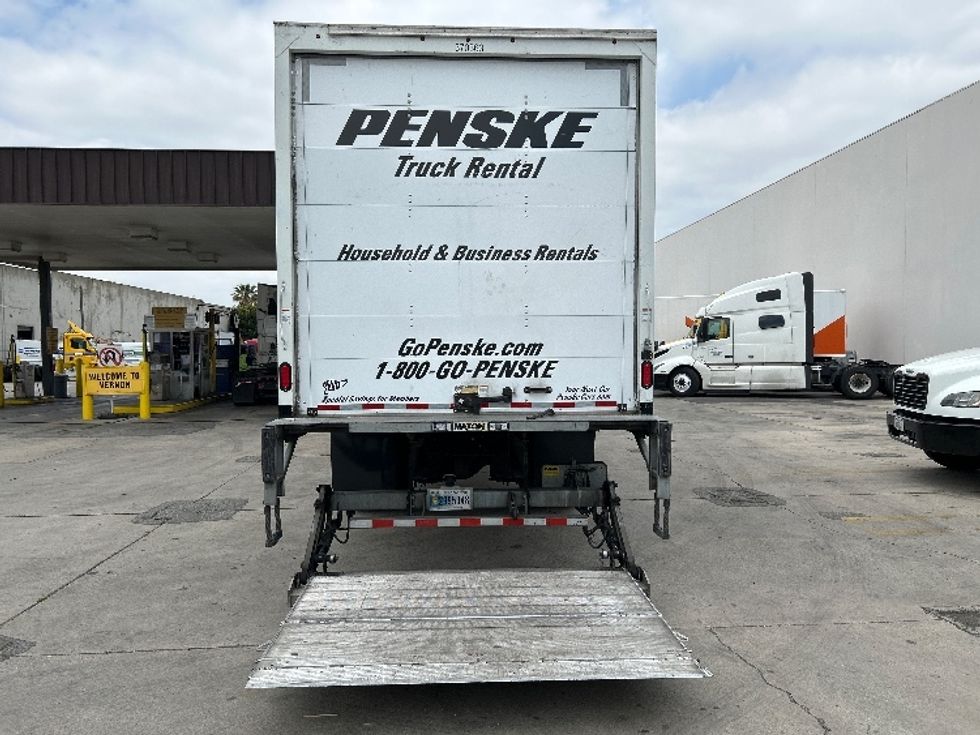 Medium Duty Box Truck-Light and Medium Duty Trucks-International-2021-MV607-Vernon-CA-116,590\n\t\tmiles-$ 68,250 - Image 8