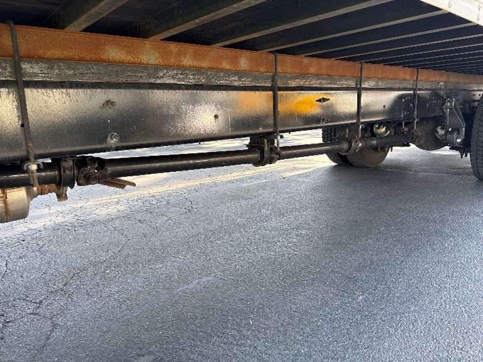 Medium Duty Box Truck-Light and Medium Duty Trucks-International-2021-MV607-Vernon-CA-221,588\n\t\tmiles-$ 48,500 - Image 5