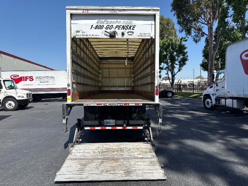 Medium Duty Box Truck-Light and Medium Duty Trucks-International-2021-MV607-Vernon-CA-221,588\n\t\tmiles-$ 48,500 - Image 9