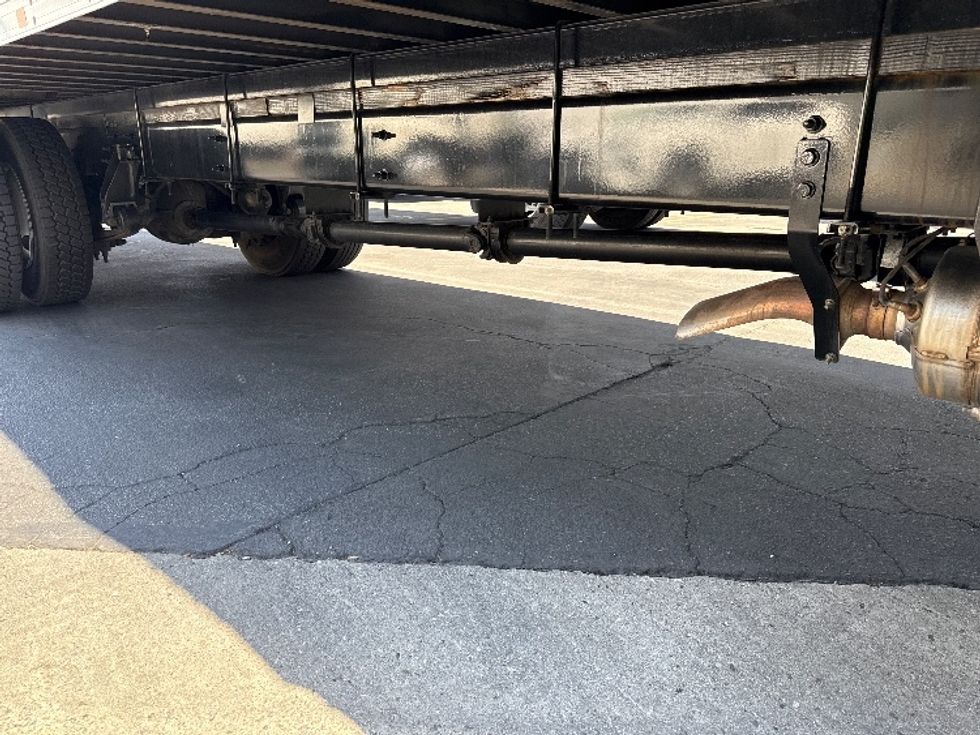 Medium Duty Box Truck-Light and Medium Duty Trucks-International-2021-MV607-Vernon-CA-230,210\n\t\tmiles-$ 47,250 - Image 14