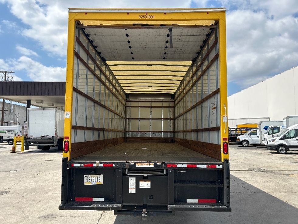 Medium Duty Box Truck-Light and Medium Duty Trucks-International-2021-MV607-Vernon-CA-258,346\n\t\tmiles-$ 31,250 - Image 8