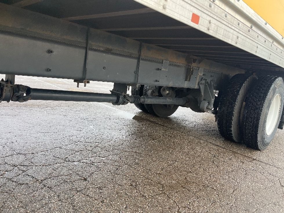 Medium Duty Box Truck-Light and Medium Duty Trucks-International-2021-MV607-Warren-MI-197,289\n\t\tmiles-$ 41,500 - Image 5