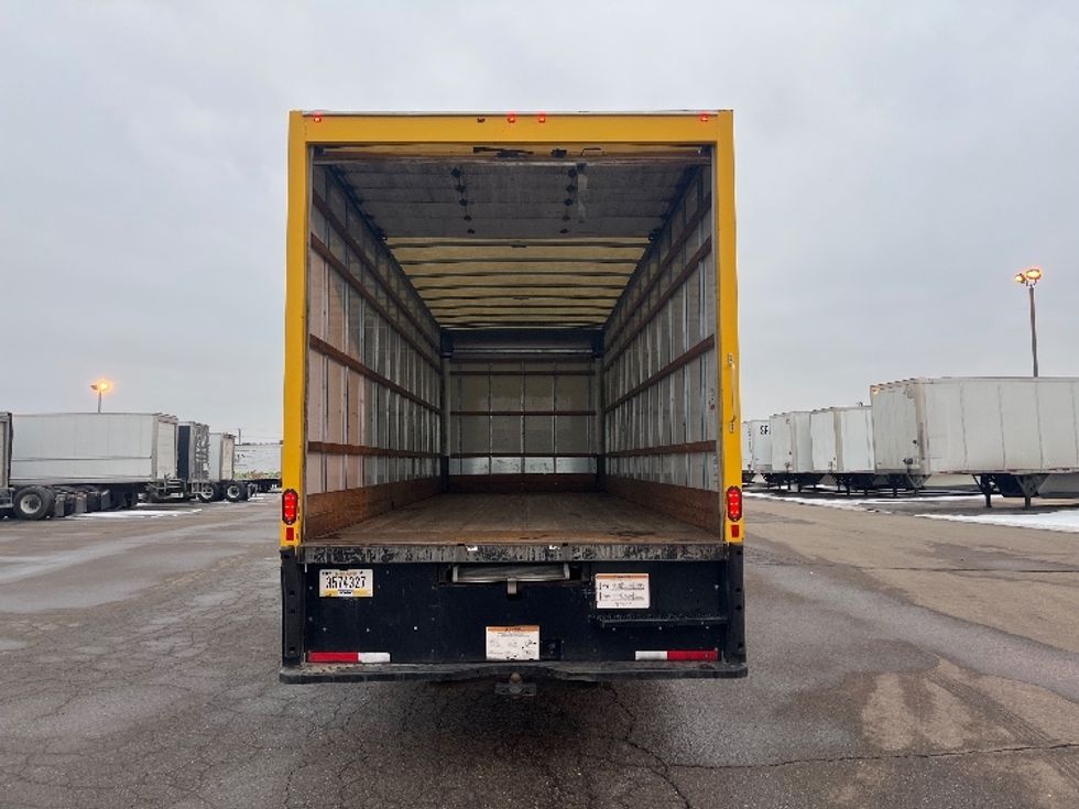 Medium Duty Box Truck-Light and Medium Duty Trucks-International-2021-MV607-Warren-MI-226,749\n\t\tmiles-$ 37,500 - Image 8