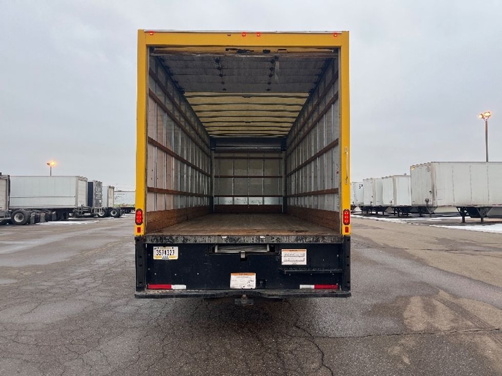 Medium Duty Box Truck-Light and Medium Duty Trucks-International-2021-MV607-Warren-MI-226,749\n\t\tmiles-$ 37,500 - Image 9