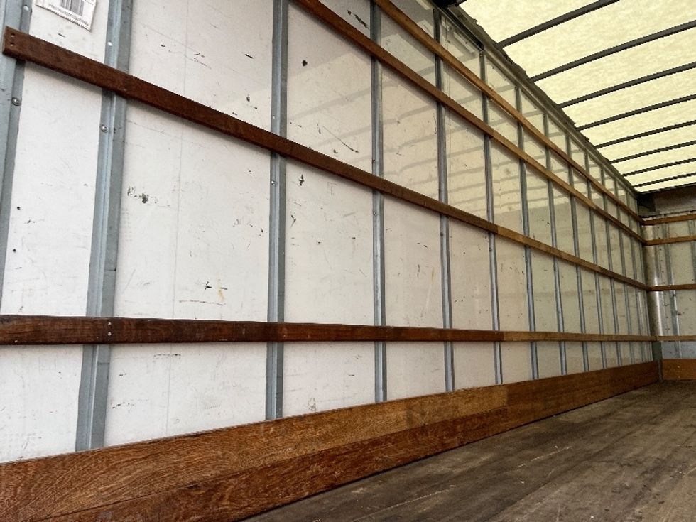 Medium Duty Box Truck-Light and Medium Duty Trucks-International-2021-MV607-Warren-MI-246,086\n\t\tmiles-$ 33,000 - Image 11