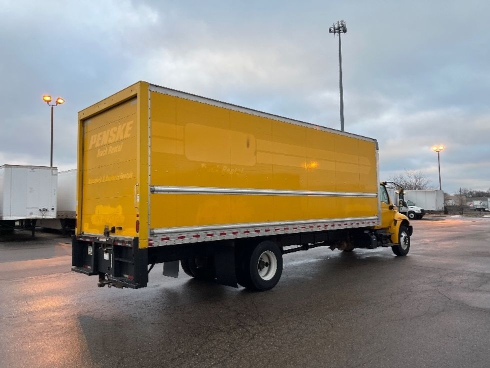 Medium Duty Box Truck-Light and Medium Duty Trucks-International-2021-MV607-Warren-MI-246,086\n\t\tmiles-$ 33,000 - Image 13