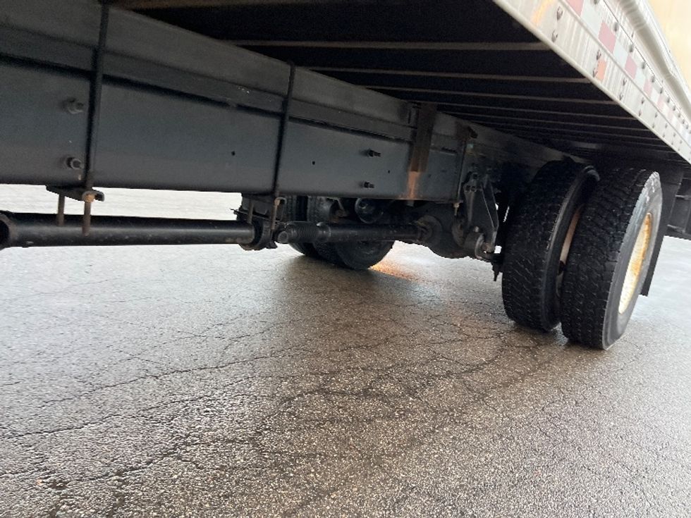 Medium Duty Box Truck-Light and Medium Duty Trucks-International-2021-MV607-Warren-MI-246,086\n\t\tmiles-$ 33,000 - Image 5