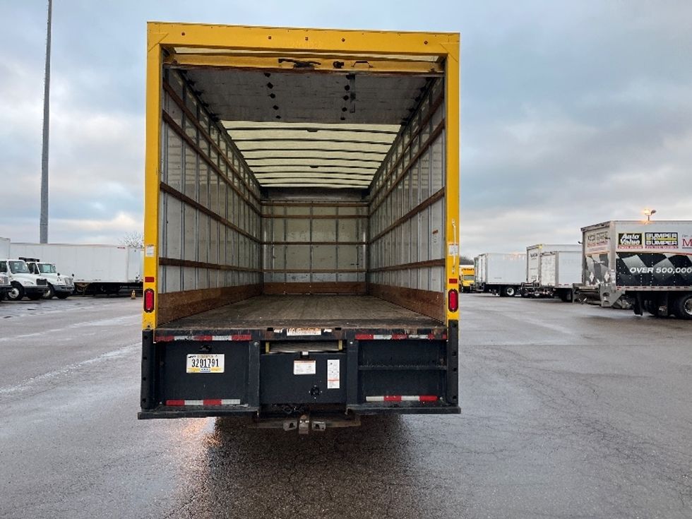 Medium Duty Box Truck-Light and Medium Duty Trucks-International-2021-MV607-Warren-MI-246,086\n\t\tmiles-$ 33,000 - Image 8