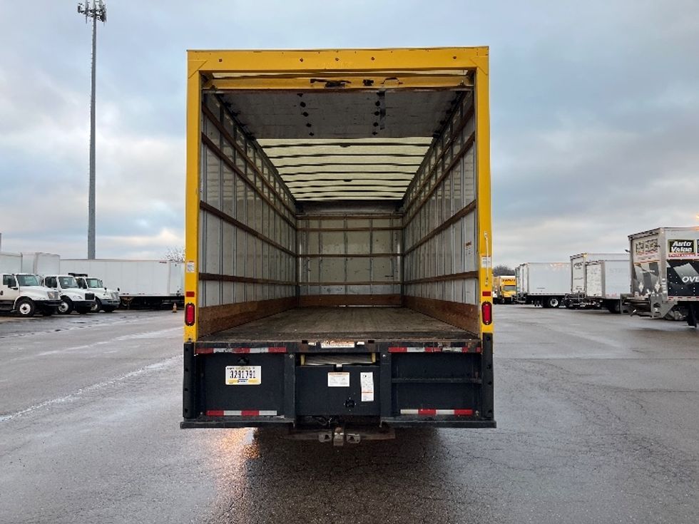 Medium Duty Box Truck-Light and Medium Duty Trucks-International-2021-MV607-Warren-MI-246,086\n\t\tmiles-$ 33,000 - Image 9