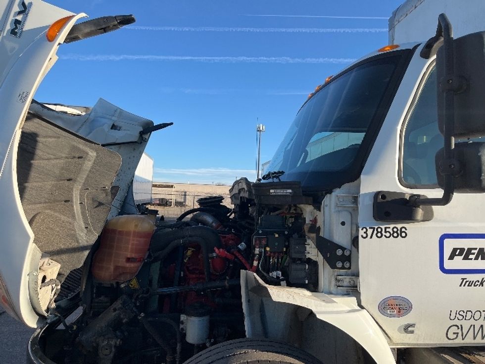 Medium Duty Box Truck-Light and Medium Duty Trucks-International-2021-MV607-Warren-MI-72,853\n\t\tmiles-$ 67,000 - Image 23