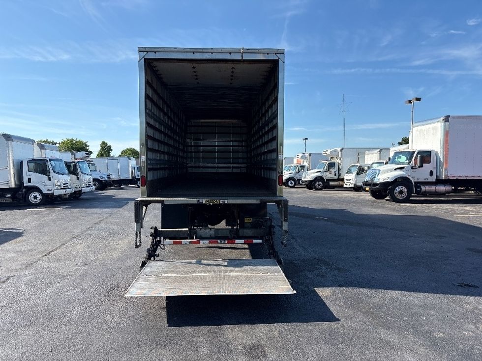 Medium Duty Box Truck-Light and Medium Duty Trucks-International-2021-MV607-West Babylon-NY-115,994\n\t\tmiles-$ 67,750 - Image 9