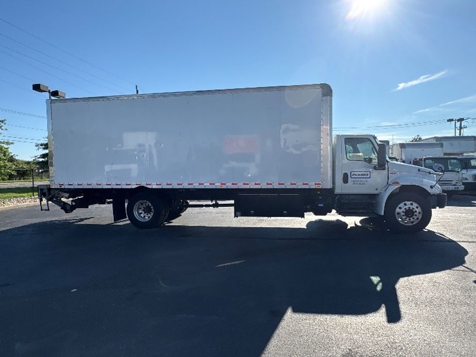 Medium Duty Box Truck-Light and Medium Duty Trucks-International-2021-MV607-West Babylon-NY-115,994\n\t\tmiles-$ 67,750 - Image 15