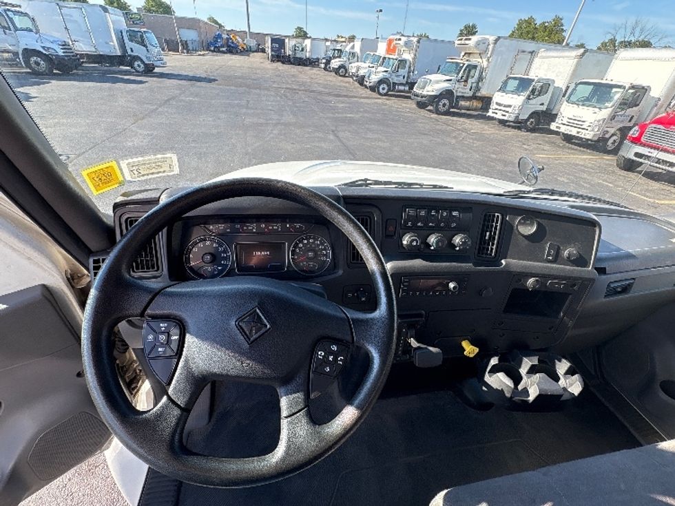 Medium Duty Box Truck-Light and Medium Duty Trucks-International-2021-MV607-West Babylon-NY-115,994\n\t\tmiles-$ 67,750 - Image 18