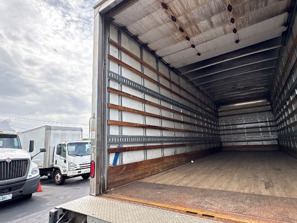 Medium Duty Box Truck-Light and Medium Duty Trucks-International-2021-MV607-West Babylon-NY-143,680\n\t\tmiles-$ 63,750 - Image 11