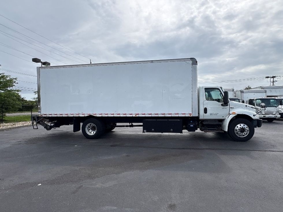 Medium Duty Box Truck-Light and Medium Duty Trucks-International-2021-MV607-West Babylon-NY-143,680\n\t\tmiles-$ 63,750 - Image 15