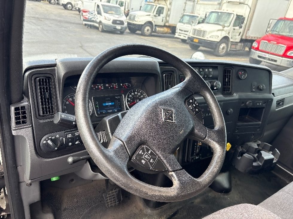 Medium Duty Box Truck-Light and Medium Duty Trucks-International-2021-MV607-West Babylon-NY-143,680\n\t\tmiles-$ 63,750 - Image 17