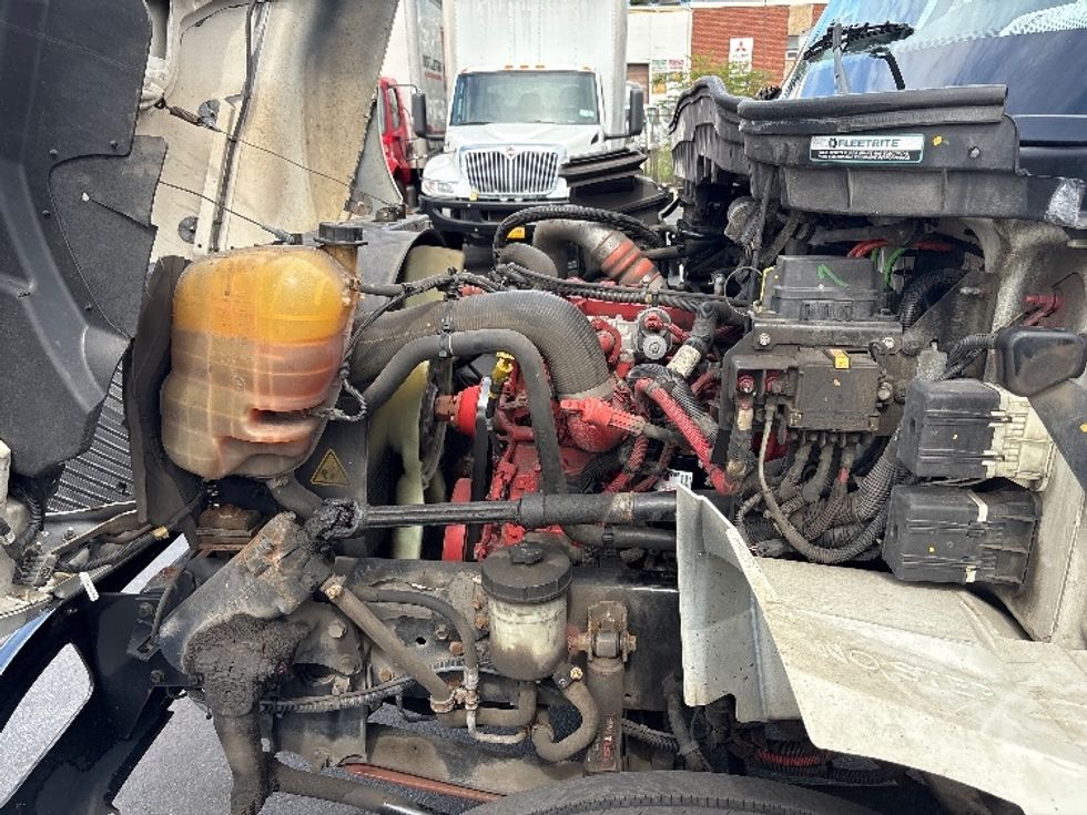 Medium Duty Box Truck-Light and Medium Duty Trucks-International-2021-MV607-West Babylon-NY-143,680\n\t\tmiles-$ 63,750 - Image 24