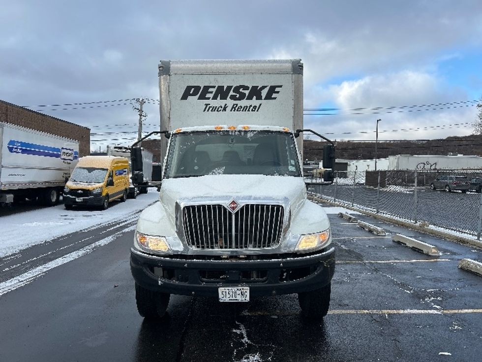 Medium Duty Box Truck-Light and Medium Duty Trucks-International-2021-MV607-West Babylon-NY-205,223\n\t\tmiles-$ 46,750 - Image 2