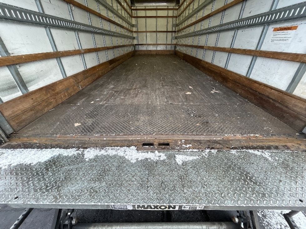 Medium Duty Box Truck-Light and Medium Duty Trucks-International-2021-MV607-West Babylon-NY-205,223\n\t\tmiles-$ 46,750 - Image 8