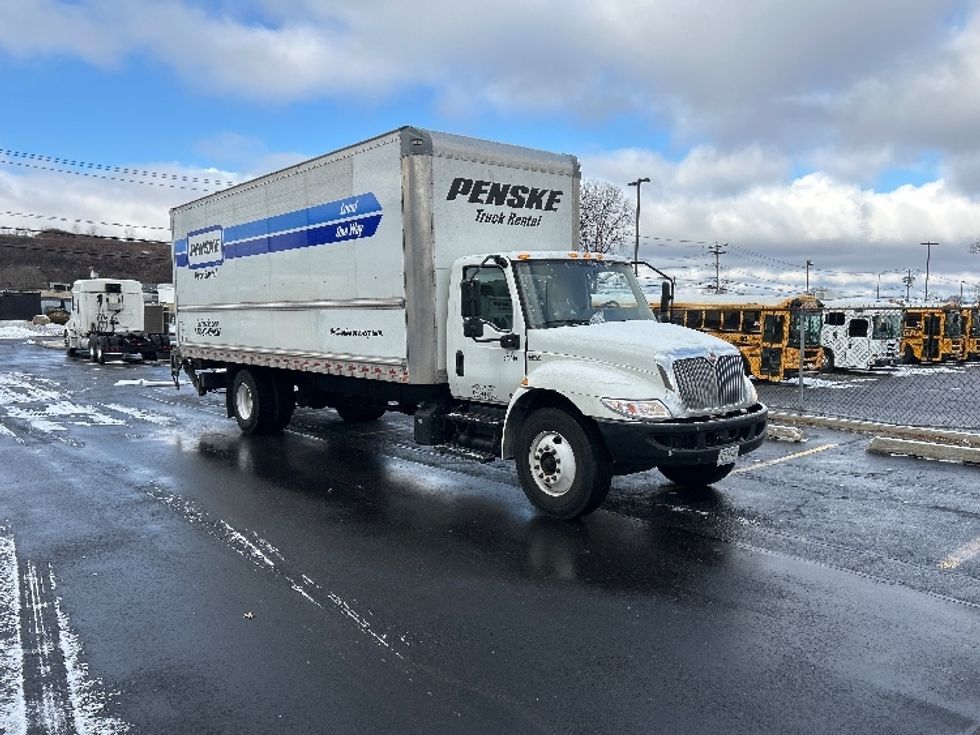 Medium Duty Box Truck-Light and Medium Duty Trucks-International-2021-MV607-West Babylon-NY-205,223\n\t\tmiles-$ 46,750 - Image 12
