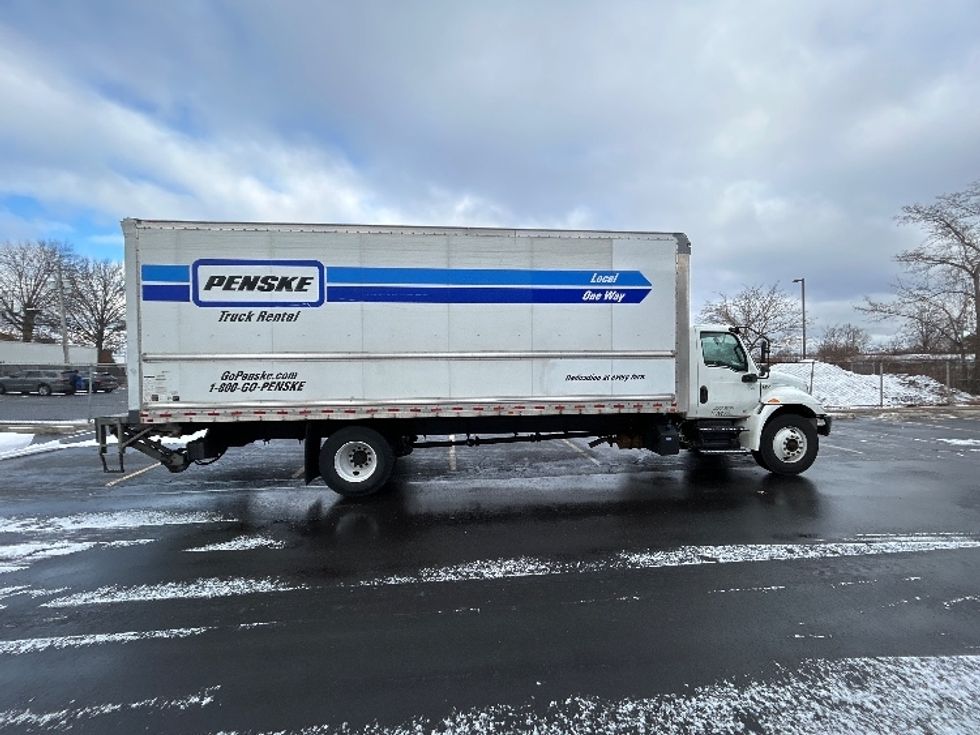 Medium Duty Box Truck-Light and Medium Duty Trucks-International-2021-MV607-West Babylon-NY-205,223\n\t\tmiles-$ 46,750 - Image 13