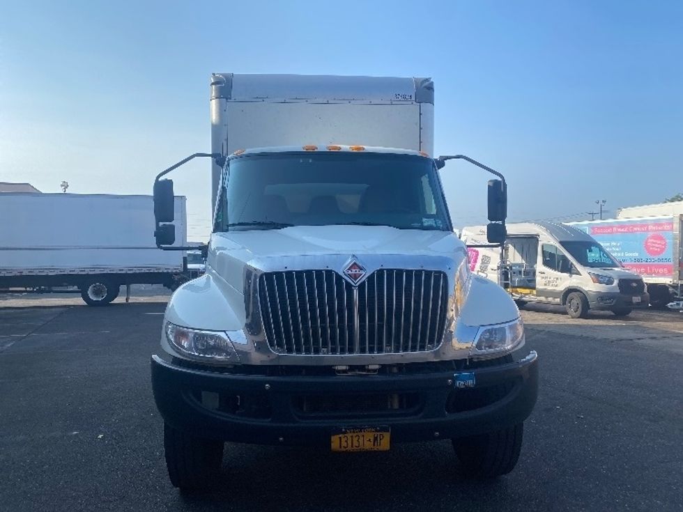 Medium Duty Box Truck-Light and Medium Duty Trucks-International-2021-MV607-West Babylon-NY-79,758\n\t\tmiles-$ 73,000 - Image 2