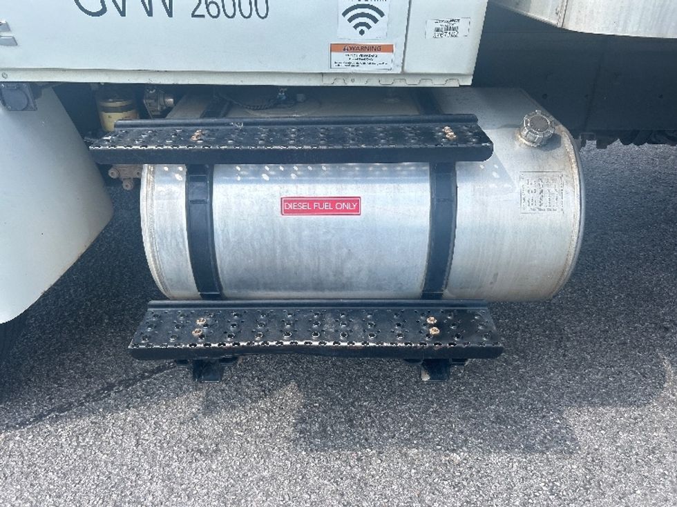 Medium Duty Box Truck-Light and Medium Duty Trucks-International-2021-MV607-West Columbia-SC-212,925\n\t\tmiles-$ 53,000 - Image 25