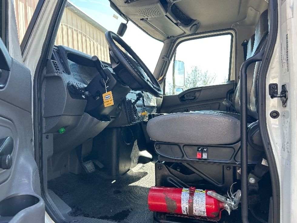 Medium Duty Box Truck-Light and Medium Duty Trucks-International-2021-MV607-West Columbia-SC-228,682\n\t\tmiles-$ 47,000 - Image 16