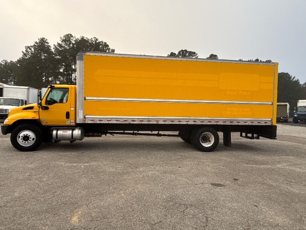 Medium Duty Box Truck-Light and Medium Duty Trucks-International-2021-MV607-West Columbia-SC-229,439\n\t\tmiles-$ 38,000 - Image 4