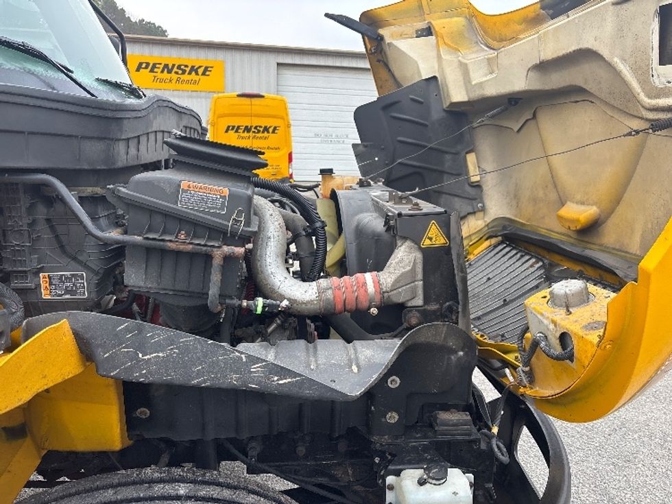 Medium Duty Box Truck-Light and Medium Duty Trucks-International-2021-MV607-West Columbia-SC-229,439\n\t\tmiles-$ 38,000 - Image 23