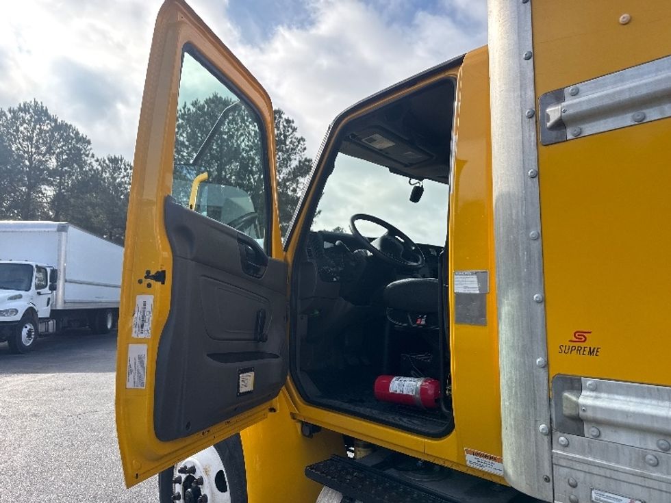 Medium Duty Box Truck-Light and Medium Duty Trucks-International-2021-MV607-West Columbia-SC-251,030\n\t\tmiles-$ 33,750 - Image 16