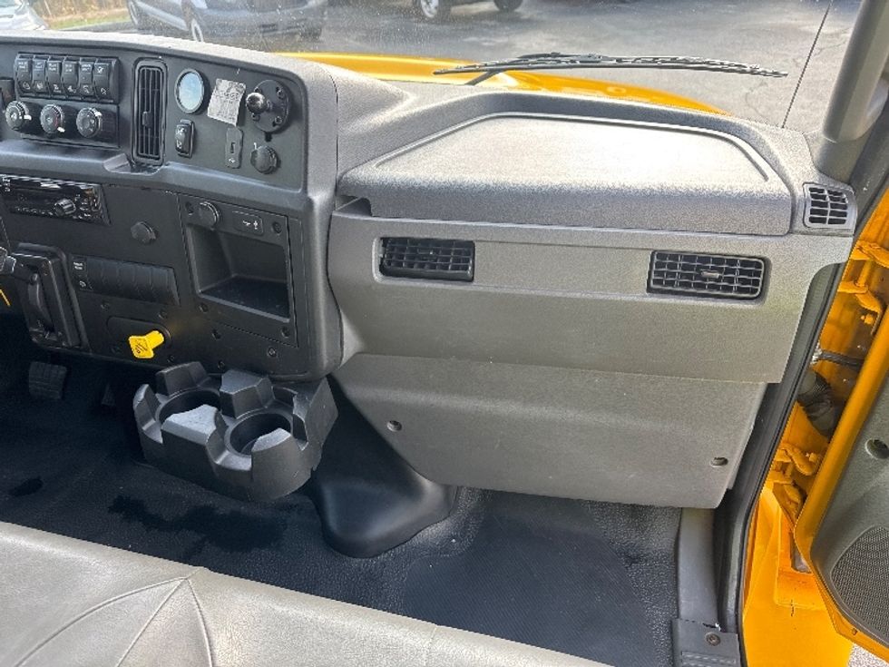 Medium Duty Box Truck-Light and Medium Duty Trucks-International-2021-MV607-West Columbia-SC-251,030\n\t\tmiles-$ 33,750 - Image 21